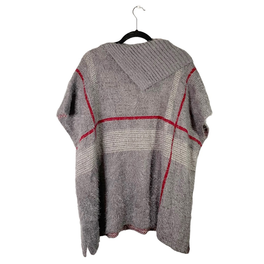 Arianna by Howard’s Fuzzy Soft Plaid Loose Fit Knit Business Casual Sweater OS - Picture 3 of 5